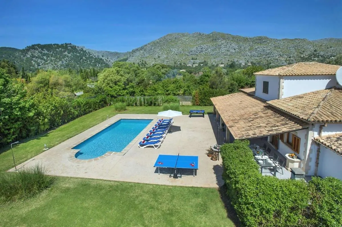 Villa Valero - Beautiful Spacious Villa Close To Pollensa Town Pollença